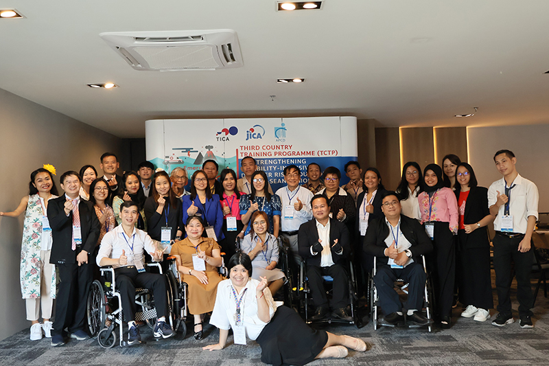 Participants posted a group photo together with APCD staff and Mr. Sawang Srisom, resource person on Disability Equality Training (DET) actively on the first day of the training.  
