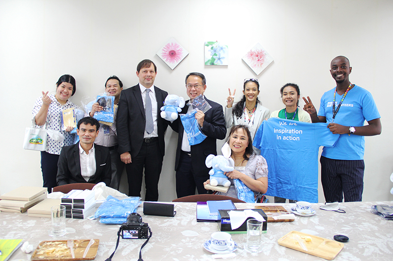 Mr Dmitry Frischin, UNV Deputy Regional Manager for Asia and the Pacific and his team visited APCD