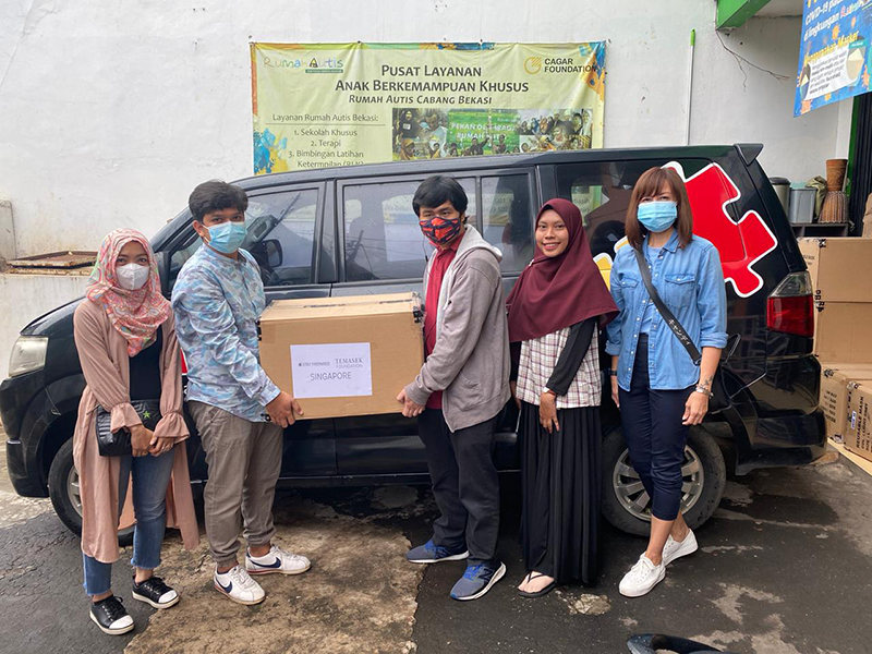 ASEAN Autism Network (AAN) by Yayasan Autisma Indonesia (YAI) and AAN Secretariat facilitated mask donations from AHA Centre, Jakarta, Indonesia on 10 March 2021