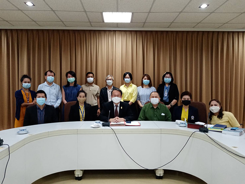 Group photo of visitors and representatives from APCD management team