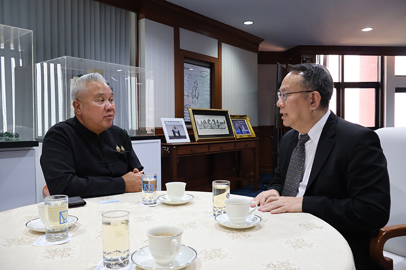 ผู้อำนวยการบริหาร APCD นำทีมเข้าพบผู้ว่าการการเคหะแห่งชาติ เพื่อหารือความร่วมมือ