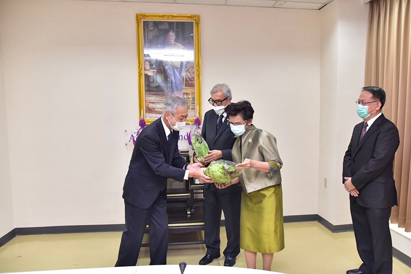 On 12 January 2022, Mr. MORITA Takahiro, the Chief Representative of Japan International Cooperation Agency (JICA) Thailand Office, presented "the 17th JICA President Award" on behalf of JICA Headquarter in  Japan, to Dr. Tej Bunnag, the President of the Asia-Pacific Development Center on Disability Foundation. 