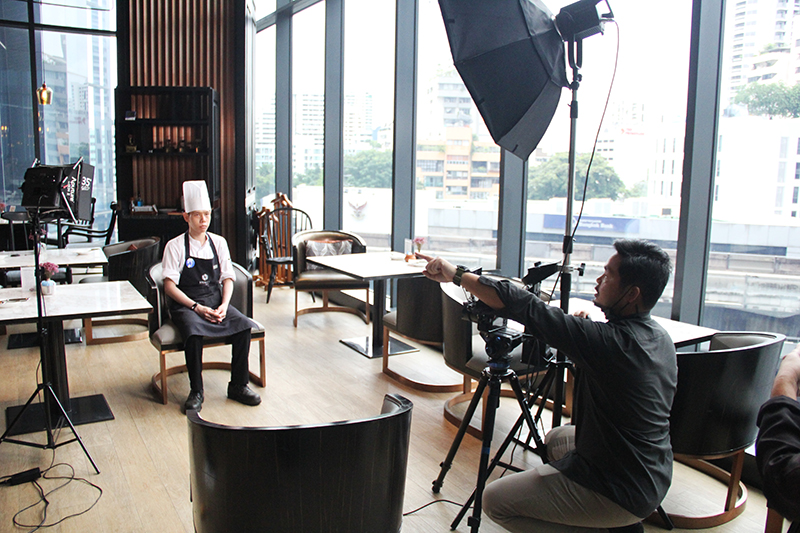 APCD Media Project in September On 5 September 2022, APCD started the media project of sustainable Disability-Inclusive sustainable employment documentary focusing on ex-trainee with disability employing at the Hyatt Regency Bangkok Sukhumvit, Bangkok.