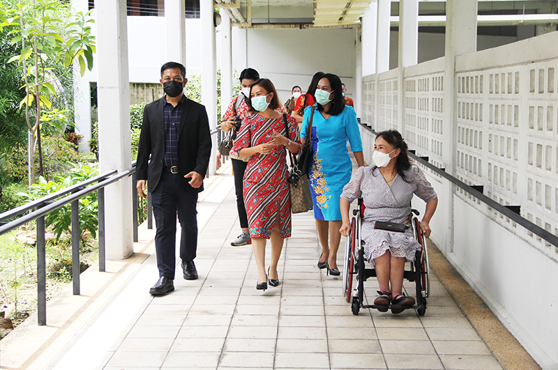 15 September, Empowerment and Vocational Development Center for Persons with Disabilities in Nakhon Si Thammarat Province team Visited APCD office and had a study visit on Knowledge exchange in good practice of Disability-Inclusive Business (DIB)