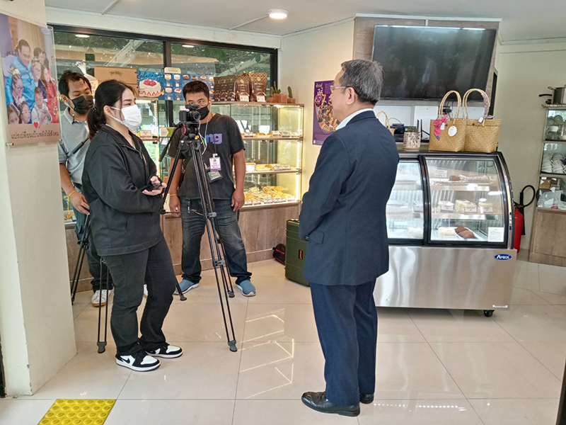 News1 Channel, released on Channel 26 Thailand, filmed APCD to support and promote the APCD 60+ Plus projects (Disability-Inclusive Business- DIB) at the APCD 60+ Plus Bakery&Café at the Government House on 5 October 2022.