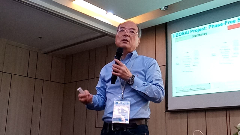 On February 9th, Dr. Shigeo Tatsuki, a Japanese Short-Term Expert, explained the importance of disaster management knowledge and social services integration.
