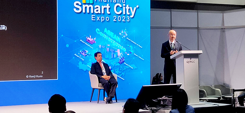Dr. Kenji Kuno, a JICA Senior Advisor on Disability & Development, delivered a presentation on the principles of disability, accessibility, and inclusiveness in the context of smart cities. He also shared some remarkable practices from Japan.