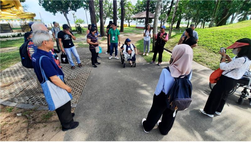 The Participants visited the Tsunami memorial park in Phang-nga Province