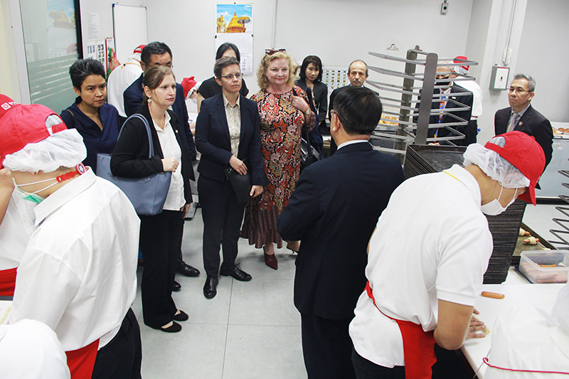 Mrs. Ureerat Chareontoh, the Director-General of the Thailand International Cooperation Agency (TICA) led TICA's Cooperation partners in Thailand visited the Asia-Pacific Development Center on Disability, on 23 February, 2023, 