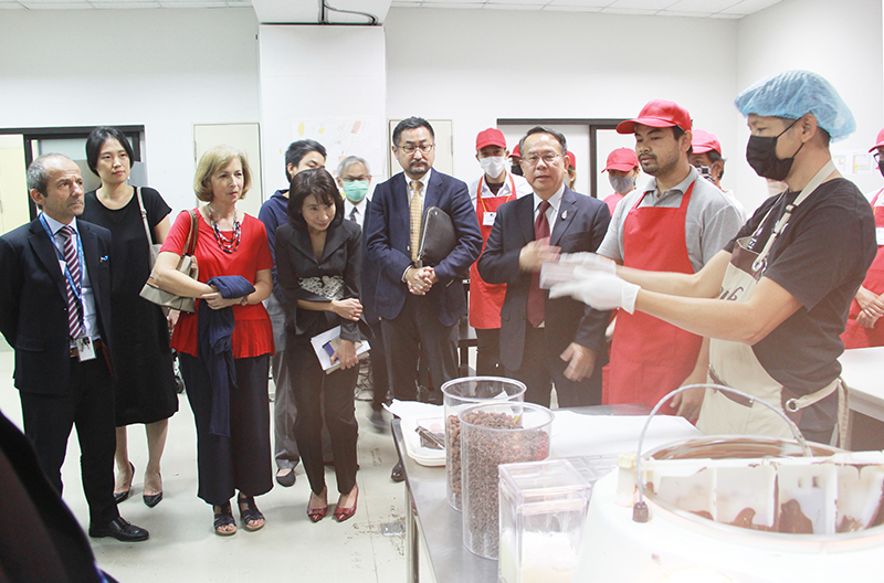 Mrs. Ureerat Chareontoh, the Director-General of the Thailand International Cooperation Agency (TICA) led TICA's Cooperation partners in Thailand visited the Asia-Pacific Development Center on Disability, on 23 February, 2023, 