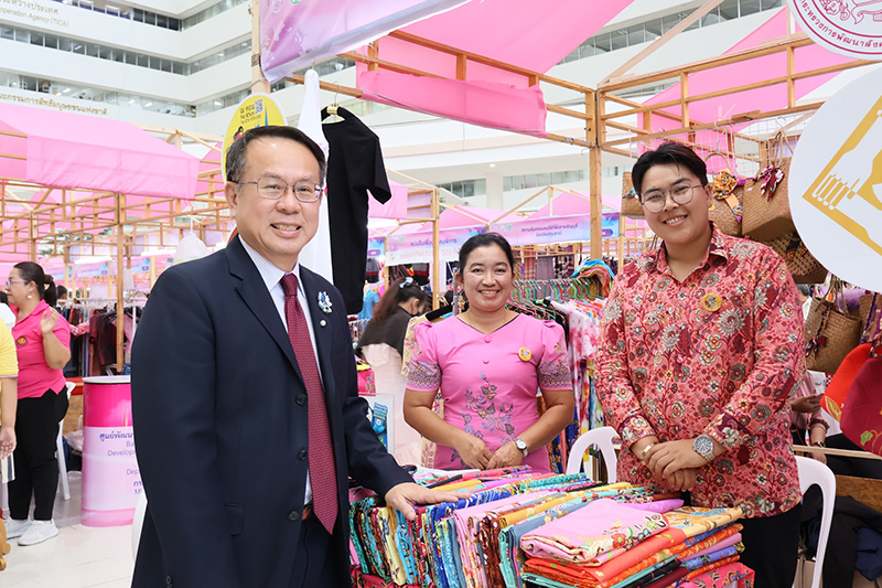 Mr. Piroon Laismit participated the International Day of Persons with Disabilities organized by the Department of Empowerment of Persons with Disabilities and the Ministry of Social Development of Human Security, on December 1, 2023