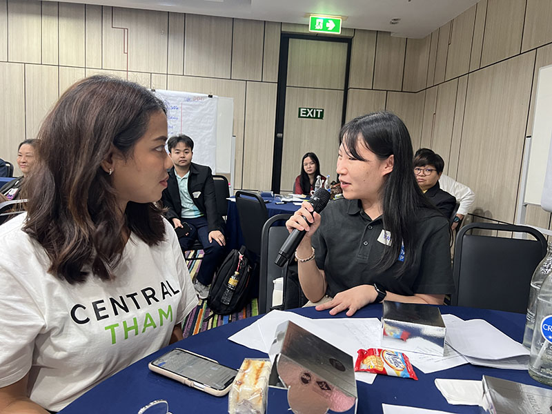 Photos capturing active stakeholder feedback, comments, and recommendations during the conclusion session. 