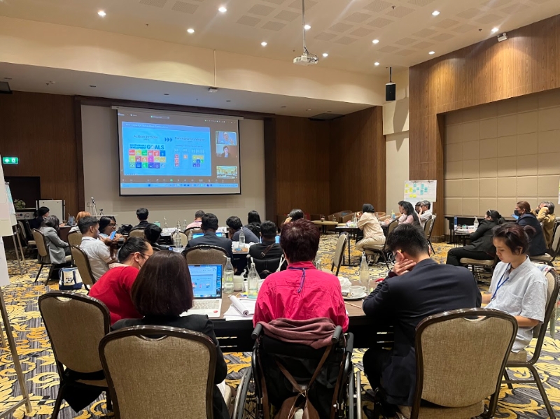 Picture 9: Mr. Yukio Ida of KOKUYO Co., Ltd. shared Japanese good practices and lessons learned in promoting assistive device design bring about workplace inclusion and accessibility.