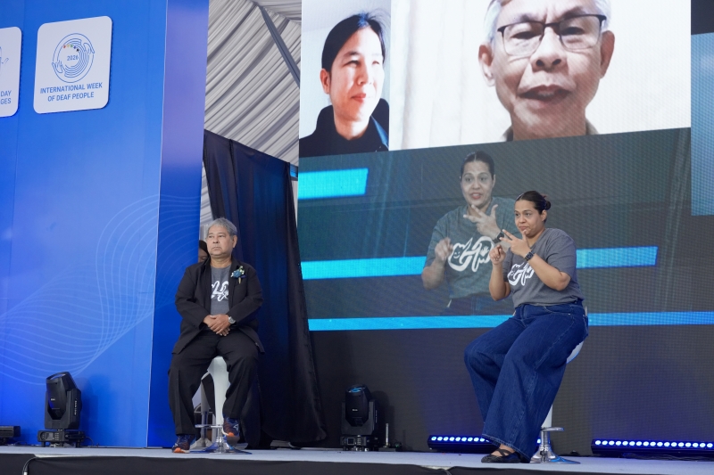 การอภิปรายสรุปลงด้วยประเด็นสำคัญที่ว่า “สิทธิของคนหูหนวก คือ สิทธิมนุษยชน”