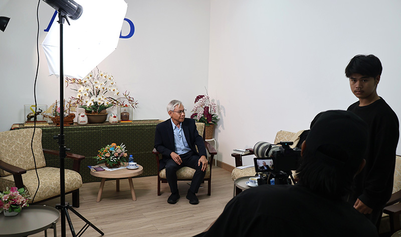 Photo 2: The interview was focused on preparedness and protection of persons with disabilities towards disaster.