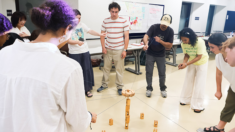 Picture 7: Ms. Thorfan Dechachainimit facilitated a team building games calls Samspel. 