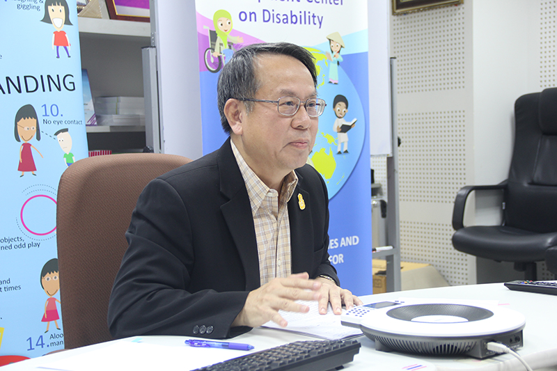 Mr. Piroon Laismit, the Executive Director of APCD, shared lessons learned of APCD's employment training programs from a Disability-Inclusive Business (DIB) perspective.