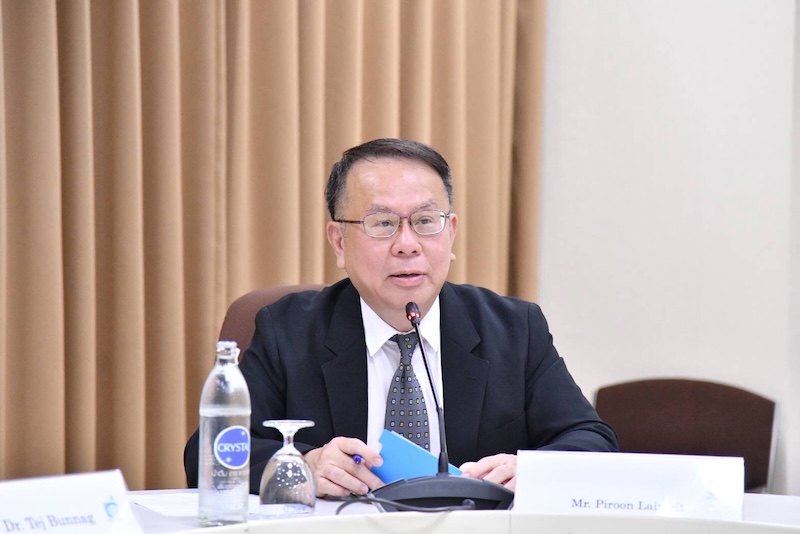 นายพิรุณ ลายสมิต เลขานุการและกรรมการมูลนิธิ APCD / ผู้อำนวยการบริหาร