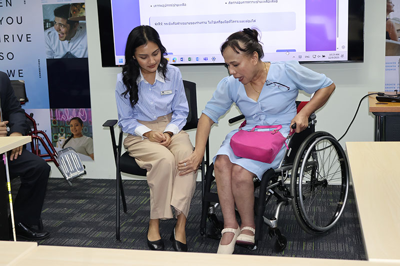 APCD จับมือโรงแรมดับเบิลทรี บาย ฮิลตัน กรุงเทพฯ เพลินจิต ส่งเสริมบริการที่เป็นมิตรและทั่วถึงสำหรับคนพิการ