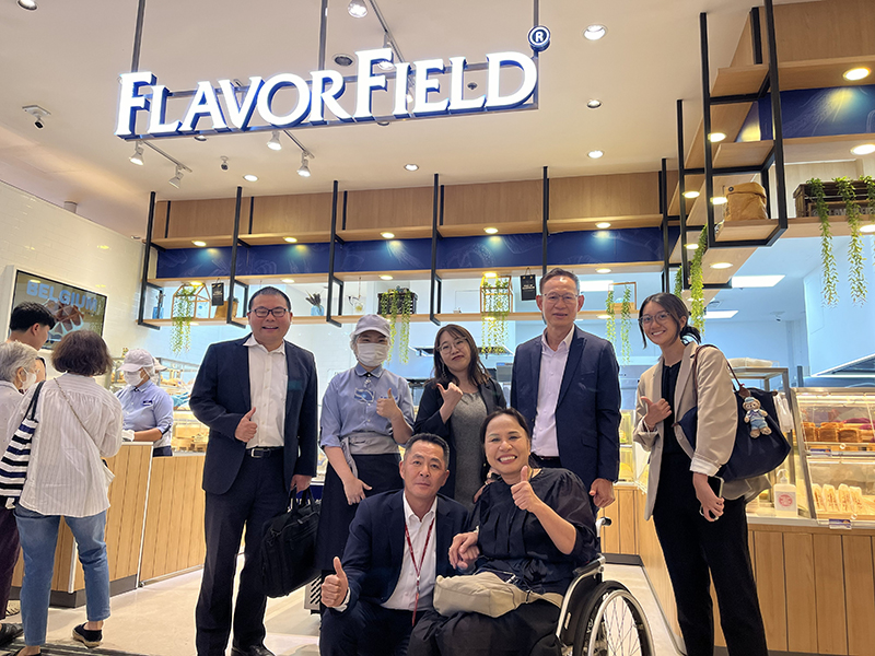 เจ้าหน้าที่สถานเอกอัครราชทูตญี่ปุ่นเยือน APCD เพื่อศึกษาการจ้างงานและสิ่งอำนวยความสะดวกสำหรับคนพิการ