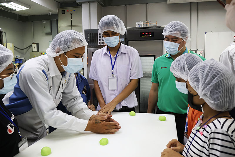 Skills Development for People with Disabilities towards Employment in Food and Service Industry Project 2024' by the Asia-Pacific Development Center on Disabilities and Department of Empowerment of Persons with Disabilities, March 6, 2567 (Training Day)