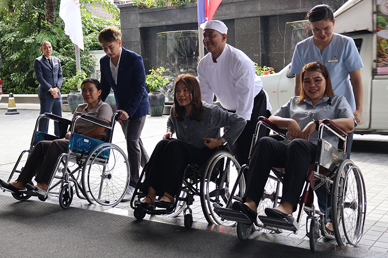 คอนราด กรุงเทพฯ เดินหน้าสร้างมาตรฐานบริการที่ครอบคลุม ร่วมมือ APCD เสริมทักษะบุคลากร