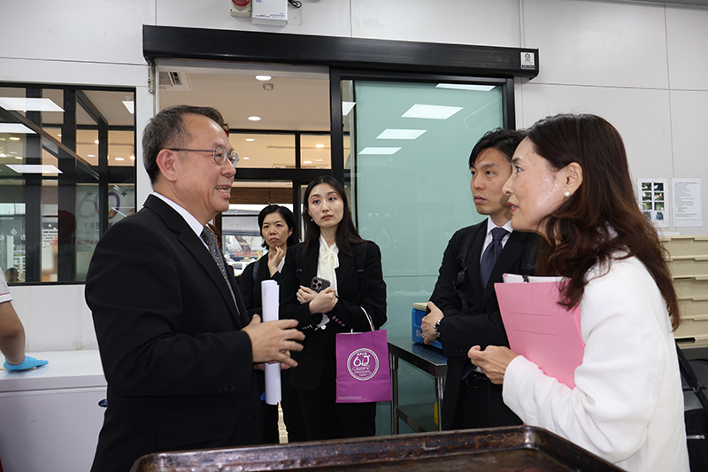 นายพิรุณ ลายสมิต ผู้อำนวยการบริหาร APCD พร้อมด้วยคณะทำงาน APCD ให้การต้อนรับคณะผู้แทนจากสำนักงานความร่วมมือระหว่างประเทศของญี่ปุ่น (JICA) ประจำประเทศไทย 