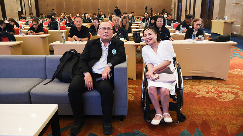 Picture 6: Ms. Nongnuch Maytarjttipun representative from APCD and a representative from the Department of Mental Health.