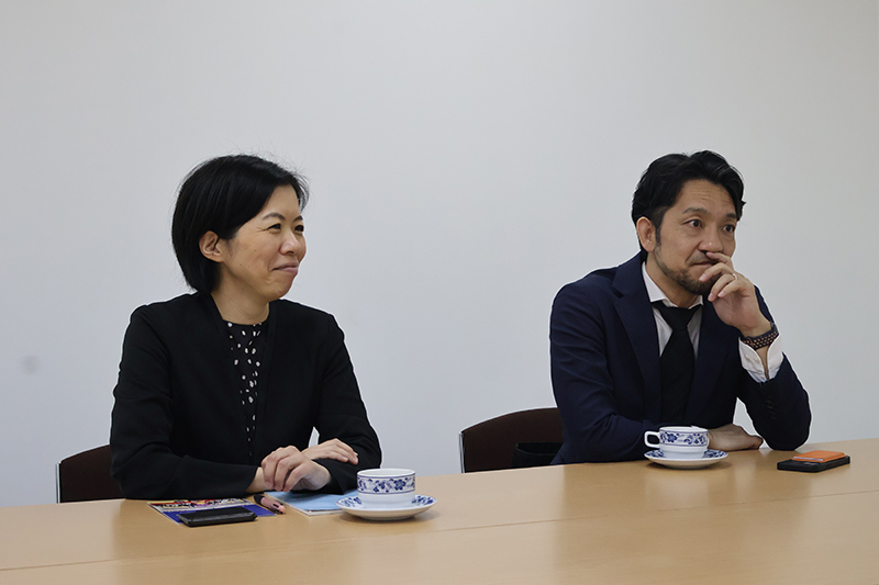 คุณพิรุณ ลายสมิต ผู้อำนวยการบริหาร APCD ให้การต้อนรับคณะผู้แทนจาก JICA ประกอบด้วย คุณ Rie Komahashi ผู้แทนอาวุโสที่ได้รับการแต่งตั้งใหม่ของสำนักงาน JICA ประเทศไทย และคุณ Ryoichi Kawabe ผู้แทนอาวุโสที่กำลังจะสิ้นสุดวาระการดำรงตำแหน่ง