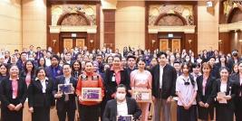 Group photo of panelists, moderator, organizers, and participants, there were more than 180 participants attending the workshop