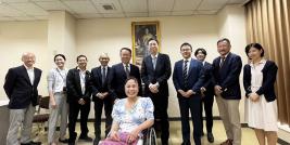 A group photo was taken with the delegates from JICA and APCD