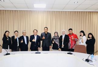 Group photos of the visitation of the Selangor Disabled Council Delegation, Malaysia with APCD staff.