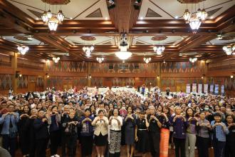 Picture 1: A group picture featured the representative from the Department of Empowerment of Persons with Disabilities, Association for Mentally Illness of Thailand (AMITH), and APCD representatives with over 370 participants from Northern Provinces of Thailand.