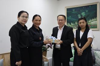 This morning, Mr. Piroon Laismit, APCD Executive Director, warmly welcomed Miss Isariyaporn Apornratana and Mrs. Jongkorn Suvikrom from Chitralada School