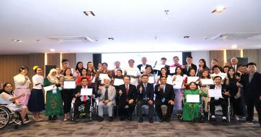 Group photo of participants, resource person, JICA, TICA, and APCD at the closing ceremony of the TCTP-DIDRR Course 3 on Facilitation for Change and Social Media Production on Promoting DIDRR on January 26th, 2024, at Best Western Chatuchak Hotel, Bangkok, Thailand.